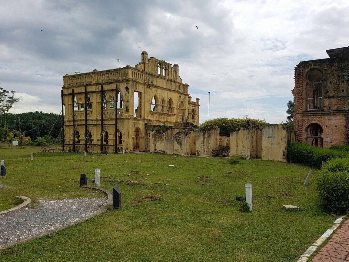 avon batu gajah perak