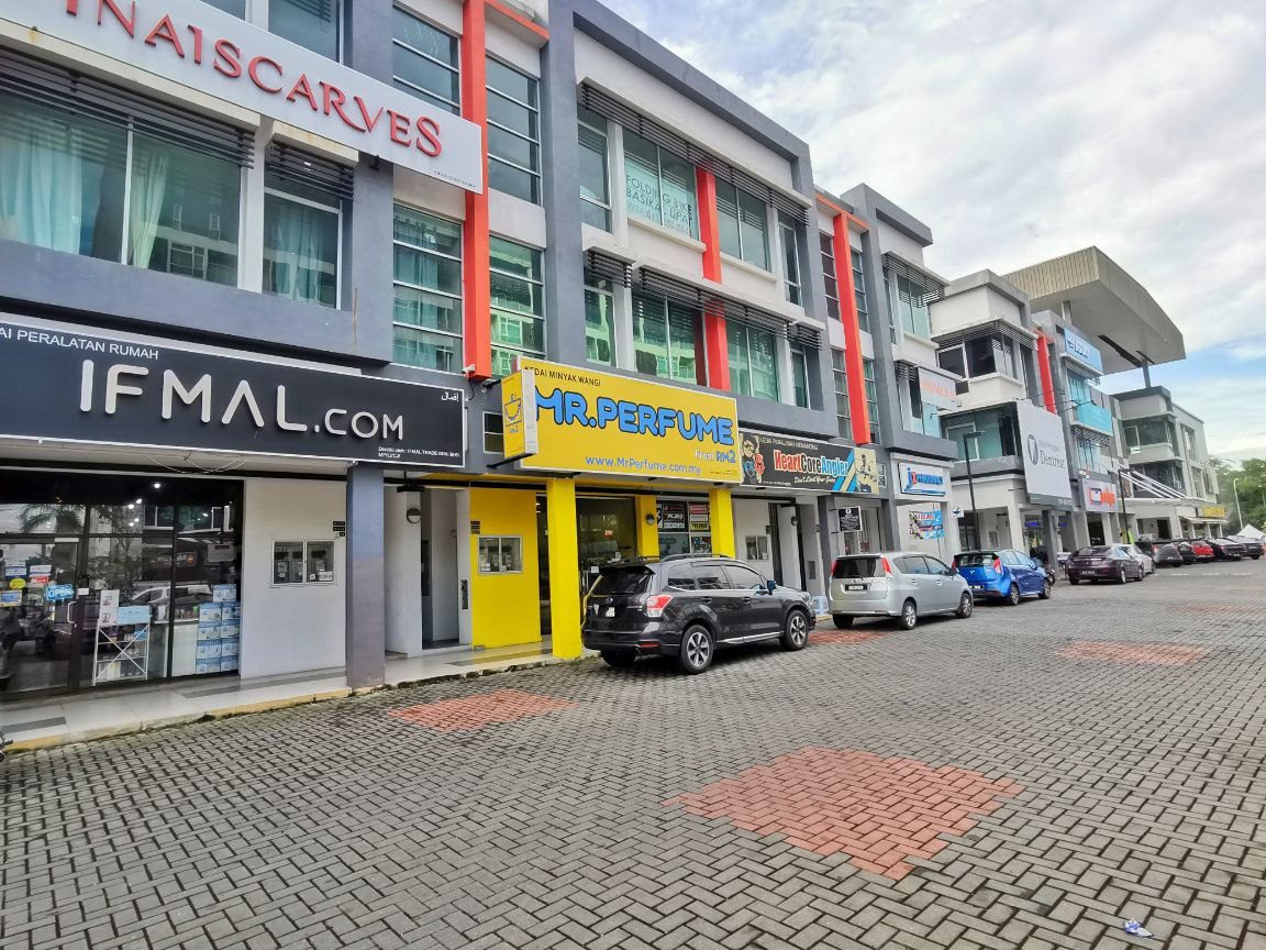 bangi street mall