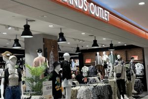 Brands Outlet Queensbay Mall