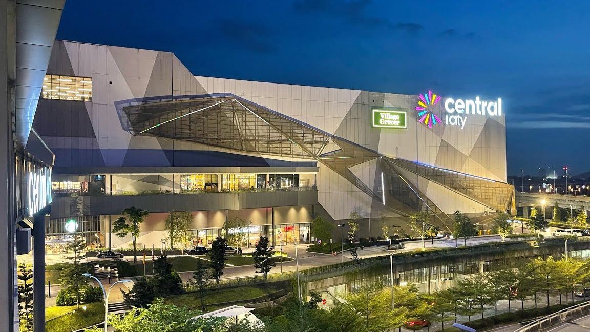 Central i-City 1 central i city