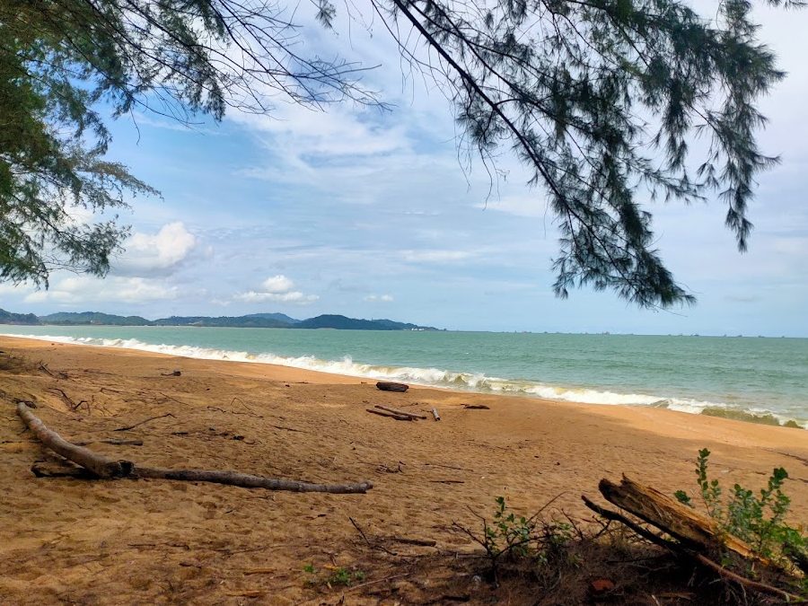 Dataran Pantai Teluk Mak Nik 1 dataran pantai teluk mak nik