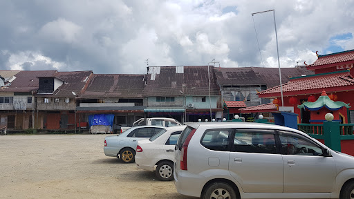 Open Market Lingga