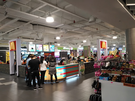 Summit USJ Summit USJ