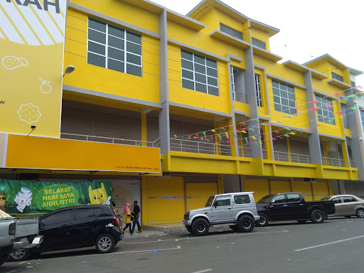 First Palm City Centre - Phase 1 First Palm City Centre - Phase 1