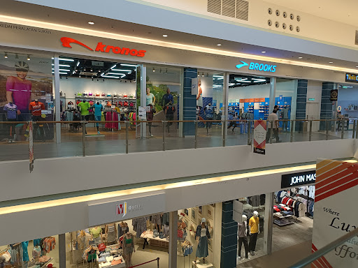 Brooks Running @ Mitsui Outlet Park KLIA Sepang Brooks Running @ Mitsui Outlet Park KLIA Sepang
