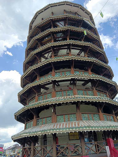 Kompleks Menara Condong (Teluk Intan, Perak) Kompleks Menara Condong (Teluk Intan, Perak)