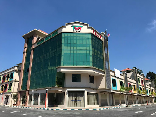 COMMERCIAL CENTRE SRI PUTERA