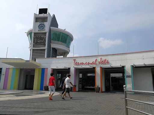 Lumut Waterfront ( Pekan Lumut, Perak ) Lumut Waterfront ( Pekan Lumut, Perak )