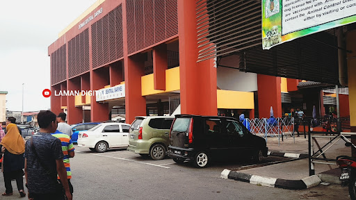 Pasar Tamu Sentral Sarikei, Sarawak.