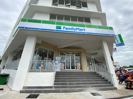 FamilyMart Parit Buntar FamilyMart Parit Buntar
