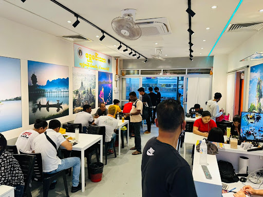 SHWE MIN THAR ( BM Plaza )