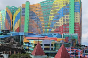 First World Plaza