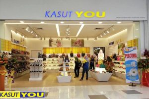 Kasut U Gong Badak