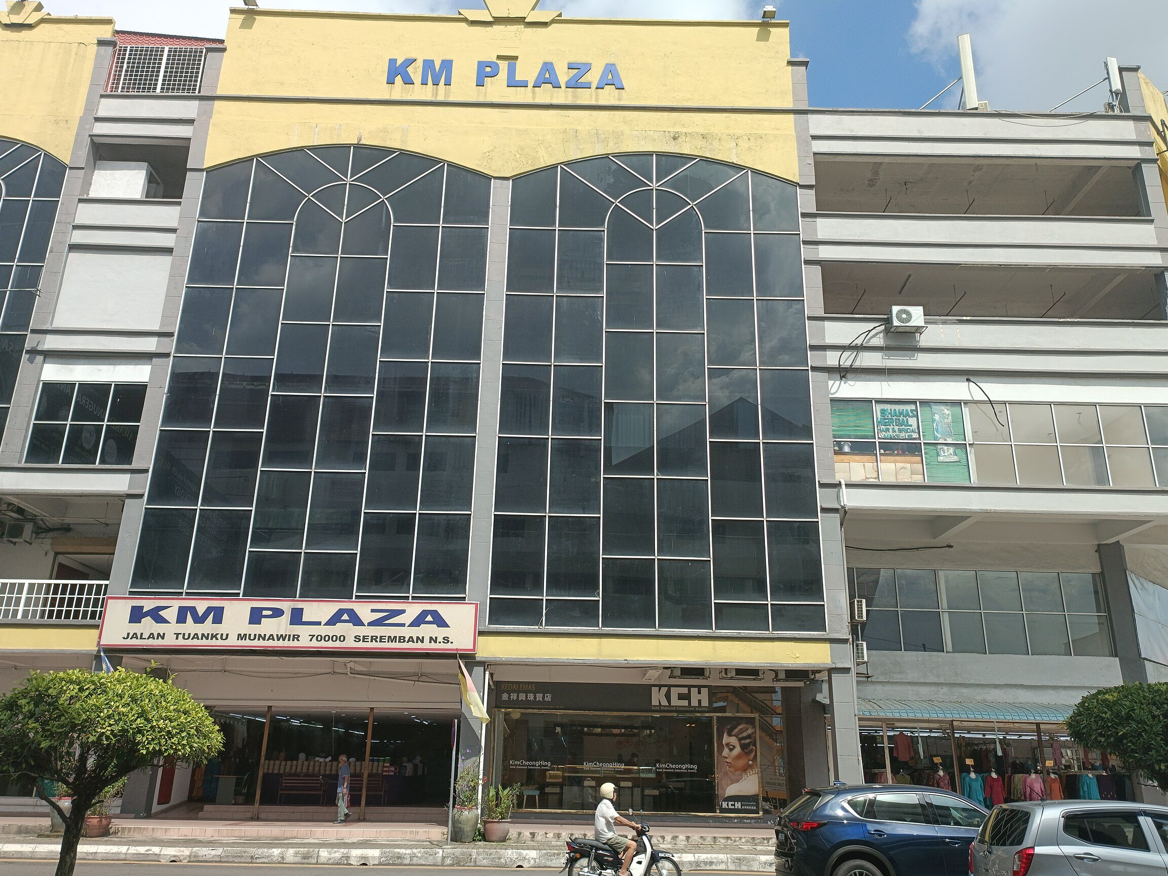 km plaza
