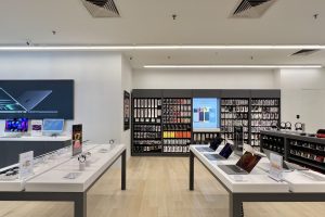 Machines AEON Mall Seri Manjung Apple Reseller Store