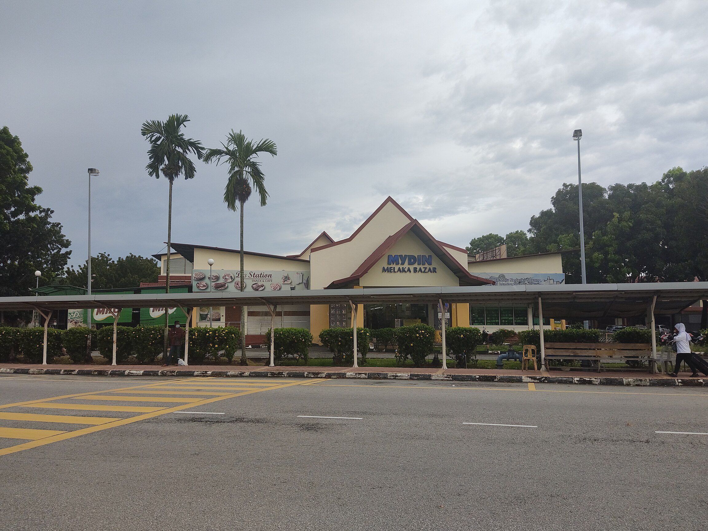 mydin wholesale emporium melaka bazar