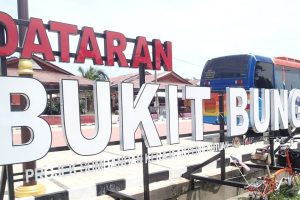 Pantai Timur Bukit Bunga