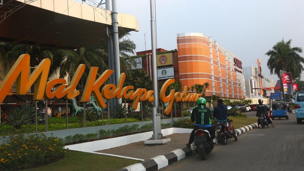 pasar raya am gading