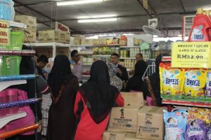 Pasaraya HOME-U (Kampung Belukar) 3 Pasaraya HOME-U (Kampung Belukar)