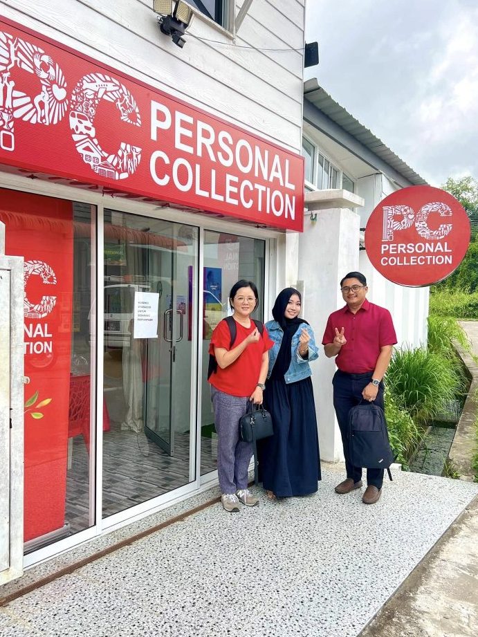 personal collection papar centre