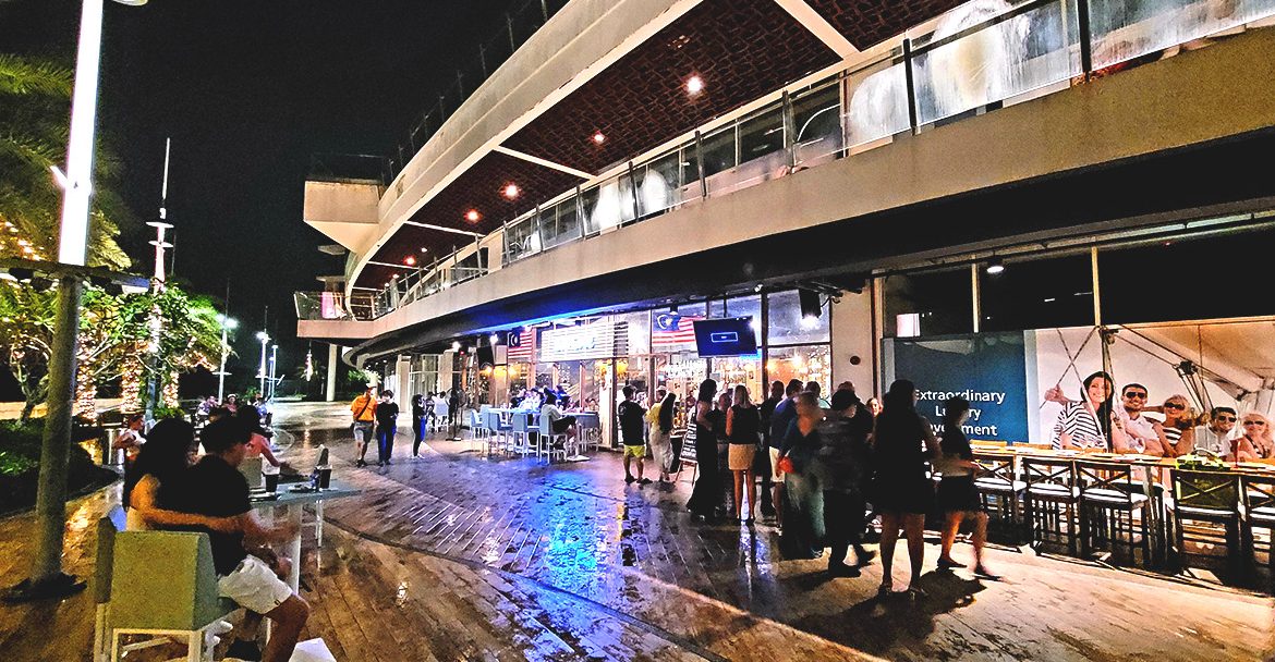 puteri cove quayside visitor entrance