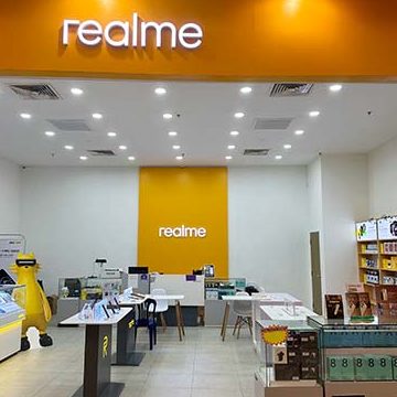 realme experience store aeon taiping mall
