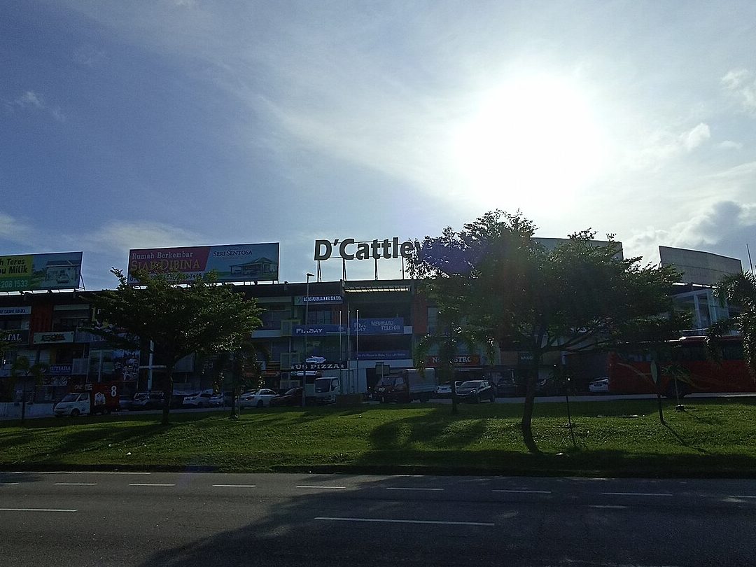 senawang dcattleya retail centre