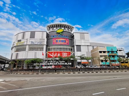 Shopping Mall di Kota Bharu, Malaysia: Panduan Lengkap ke Pusat Beli-Belah Terbaik di Bandar Raya Kelantan 1 shopping mall di kota bharu malaysia panduan lengkap ke pusat beli belah terbaik di bandar raya kelantan