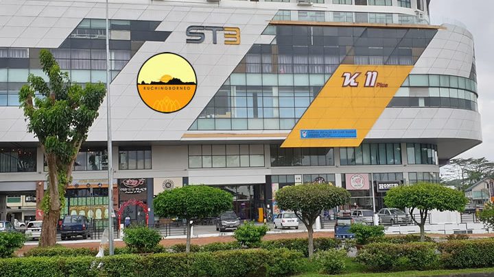 st3 shopping mall